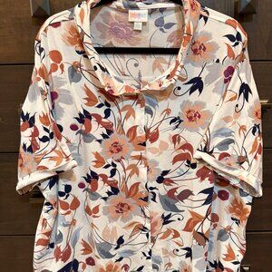 LuLaRoe CHARLIE Button Down Shirt 2XL